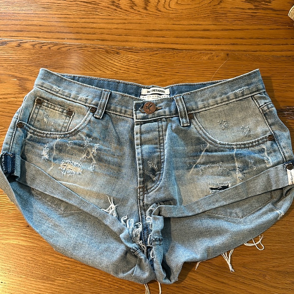 One teaspoon shorts